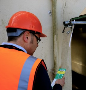 Safety Officer inspecting a scafftag